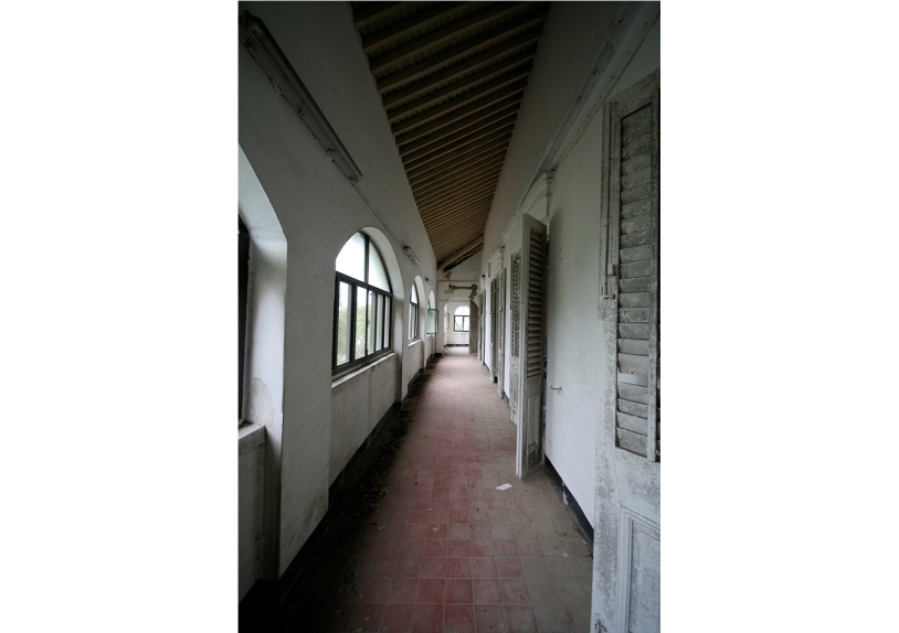 2. BEFORE_First-floor Corridor